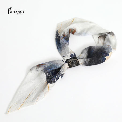 TANGY/天意雪傍系列真丝印花刺绣丝巾 商品图0