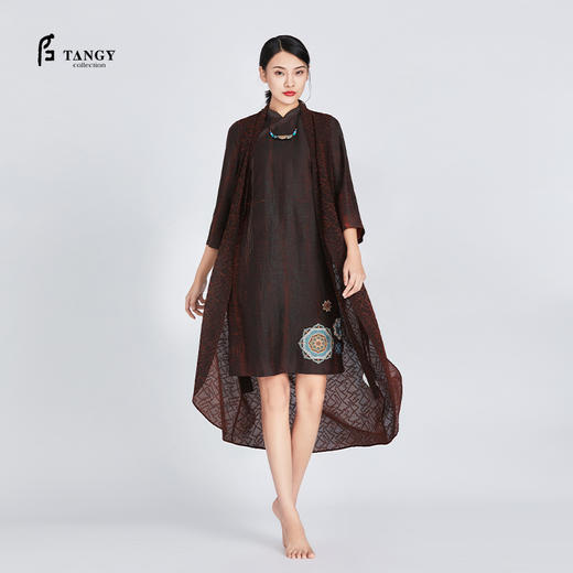 TANGY Collection/天意精品夏季新品雪傍系列提花莨弧形摆长马夹 商品图3