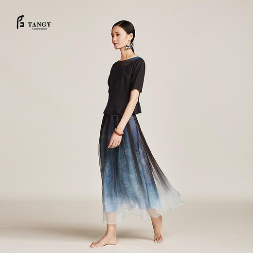 TANGY Collection/天意精品夏季新品異系列柯纱吊染冠乐绉印花半裙 商品图1