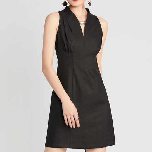 TANGY Collection/天意精品2021年春夏新品真丝V领礼服莨绸连衣裙 商品图3