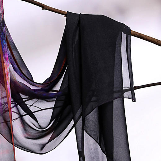 TANGY Collection/天意精品春秋新品林影系列真丝印染丝巾 商品图2