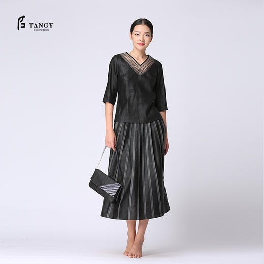 TANGY Collection/天意精品莨绸柯纱锁链线迹上衣 商品图0