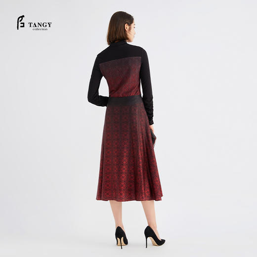 TANGY Collection/ 天意精品秋冬新品繁华系列真丝竹纤维印花半裙 商品图2