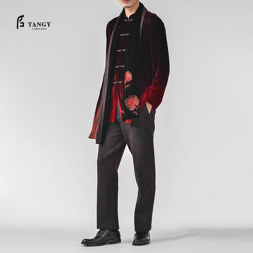 TANGY Collection/天意精品秋冬款中式套扣男士丝绒吊染外套 商品图0