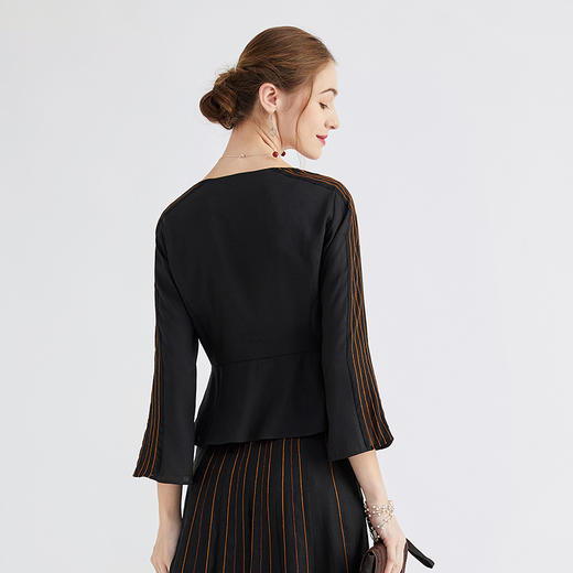 TANGY Collection/天意精品林隐系列丝莨线迹收腰真丝T恤莨绸上衣 商品图3