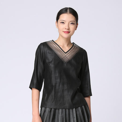 TANGY Collection/天意精品莨绸柯纱锁链线迹上衣 商品图1