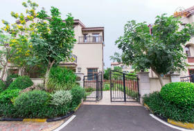 海南慢姑娘红树林氧吧民宿