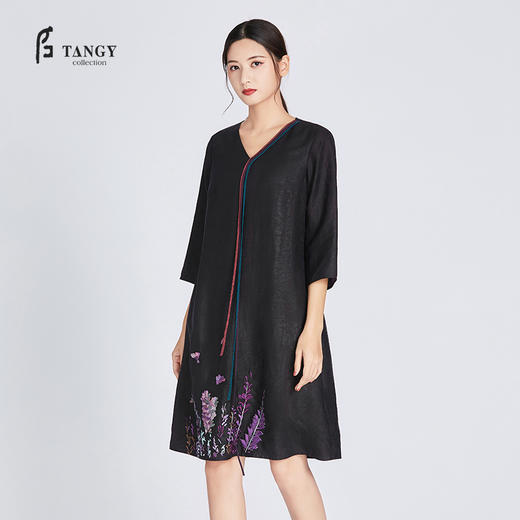 TANGY Collection/天意精品夏季新品紫藤系列真丝莨绸绣花连衣裙 商品图0