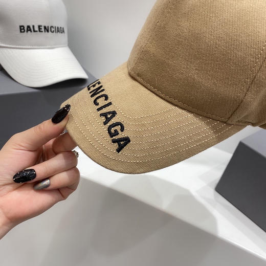 巴黎世家BALENCIAGA棒球帽-卡其色帽檐刺绣 商品图4