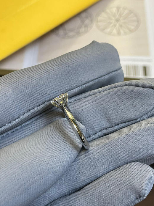 蒂夫尼六爪钻戒💍1克拉（莫桑钻，带证书） 商品图8