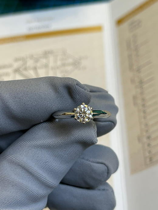 蒂夫尼6爪钻戒-60分（莫桑钻，带证书） 商品图4