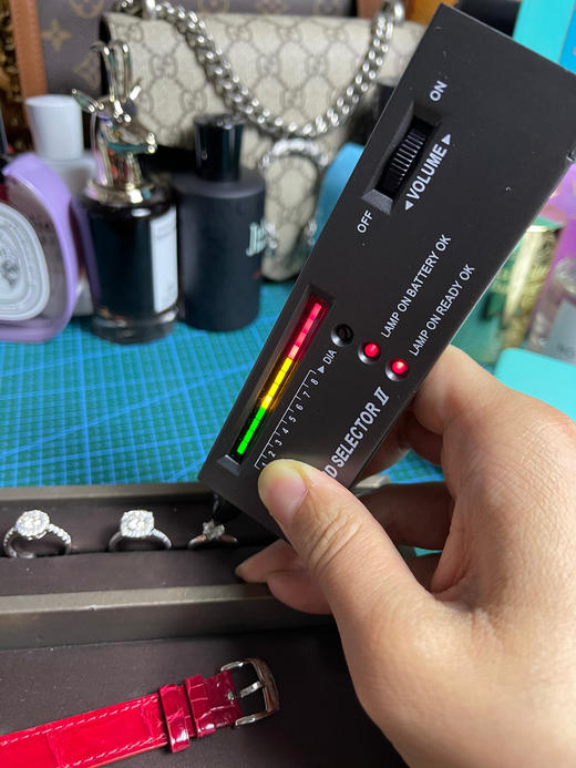 蒂夫尼6爪钻戒-60分（莫桑钻，带证书） 商品图8