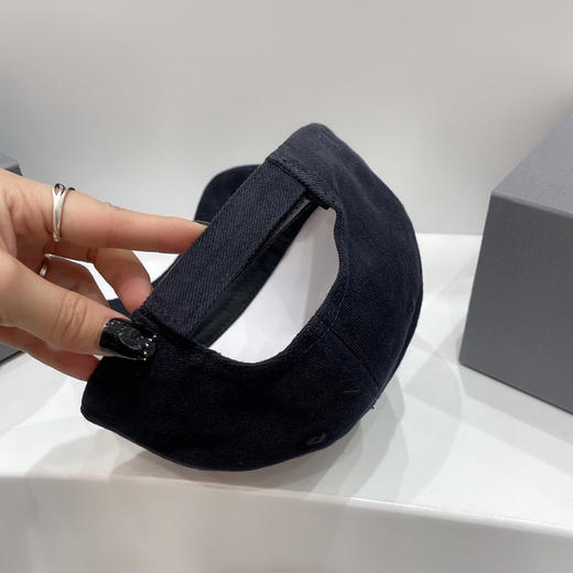 巴黎世家BALENCIAGA棒球帽-黑色帽檐刺绣 商品图5