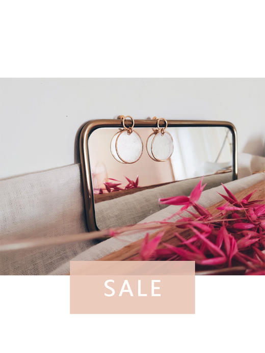 Gisel B BOUCLES PUCES NACRE 商品图0