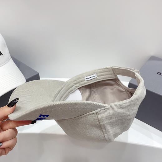巴黎世家BALENCIAGA-灰白帽檐蓝字 商品图7