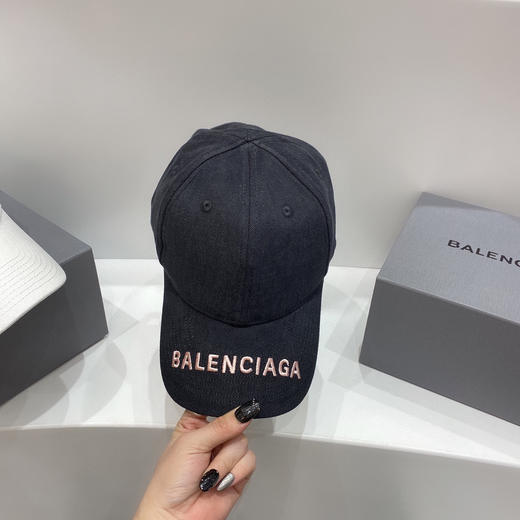 巴黎世家BALENCIAGA棒球帽-黑色粉字刺绣 商品图2