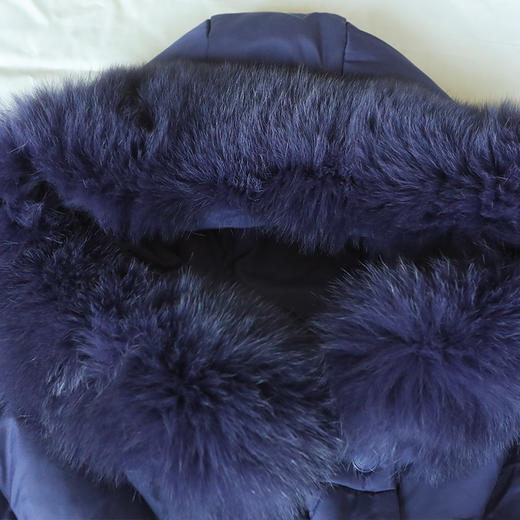 佐尔美秋冬新款狐毛领连帽中长款羽绒服女E94YH01 商品图2