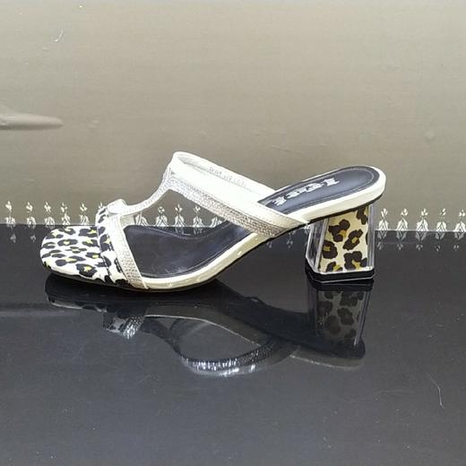 lfgj jeans BD804夏季性感魅惑漆皮豹纹闪钻水晶粗跟凉鞋 商品图7