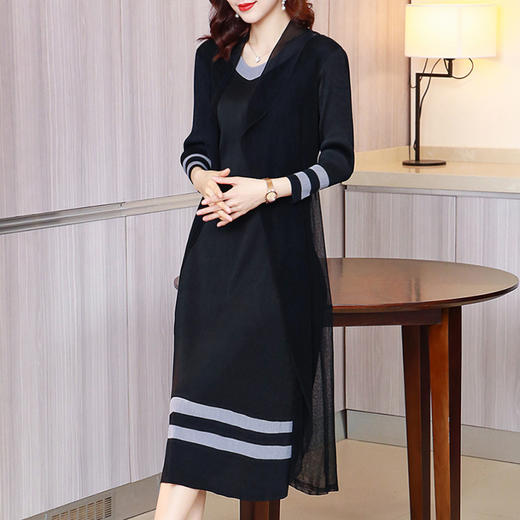 JN-K210337三宅褶皱连衣裙2021春夏深圳洋气女装新款中年婚礼妈妈装 商品图3