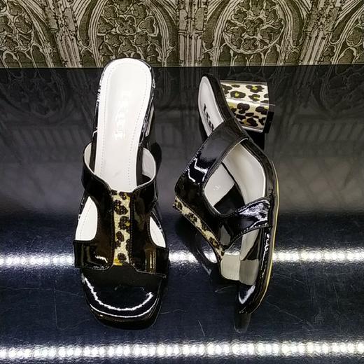 lfgj jeans BD803夏季性感魅惑漆皮豹纹水晶粗跟凉鞋 商品图2