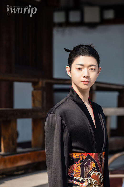 霍尊 X WITrip 不辍 可否把你比作一个春天 商品图2