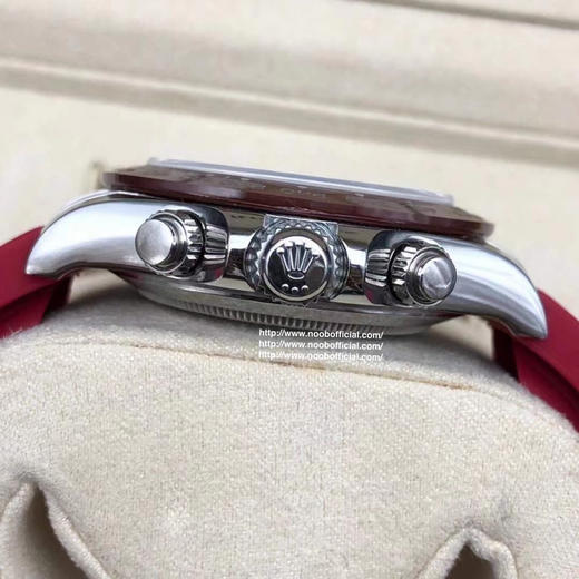 NOOB高品质 迪通拿 重金研发7750机芯只有两档(没有空档)，厚度13.15mm，更是同步专柜全新保卡（正品一致紫光防伪码） 商品图3