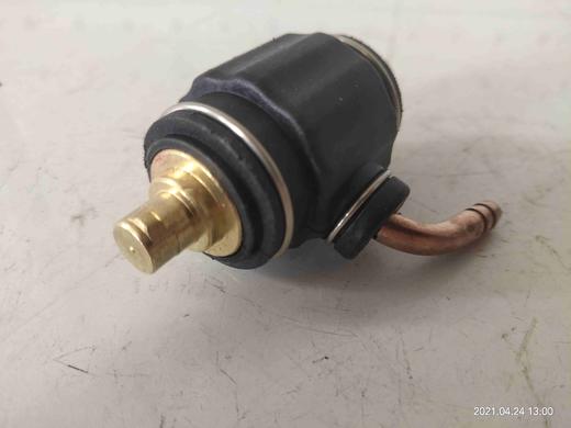 【货号01639】氩弧焊机焊枪配件10-25气转水气冷转水冷转换接头电焊机配件 商品图6