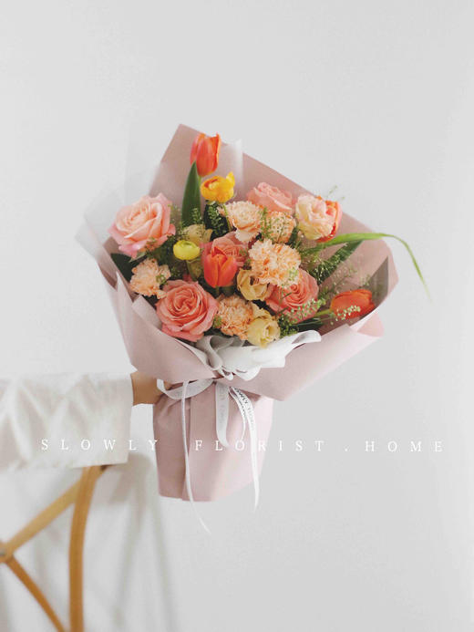 珊瑚橙康乃馨花束 商品图3