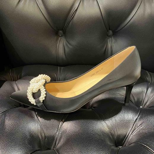 LFGJ女鞋 12302 小香风丝绸牛皮尖头浅口珍珠细跟高跟 商品图7