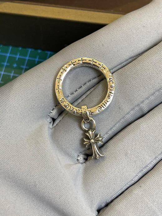 克罗心圆环十字架戒指 商品图2