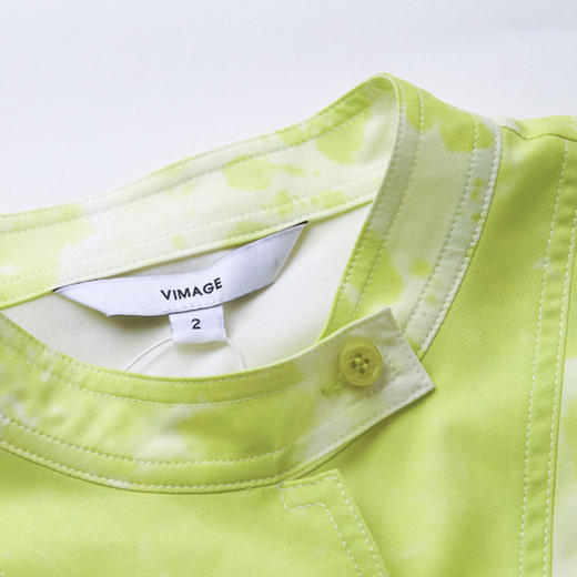 VIMAGE纬漫纪夏季印花系带收腰过膝连衣裙V1507146 商品图6