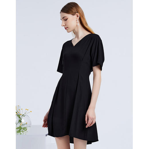 EITIE爱特爱夏季新款洋气百搭舒适轻薄收腰显瘦A字连衣裙女B2107728 商品图7