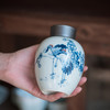 「陶瓷青花手绘茶叶罐」金属盖储物罐 小号密封灌 装存茶盒旅行便携 商品缩略图1