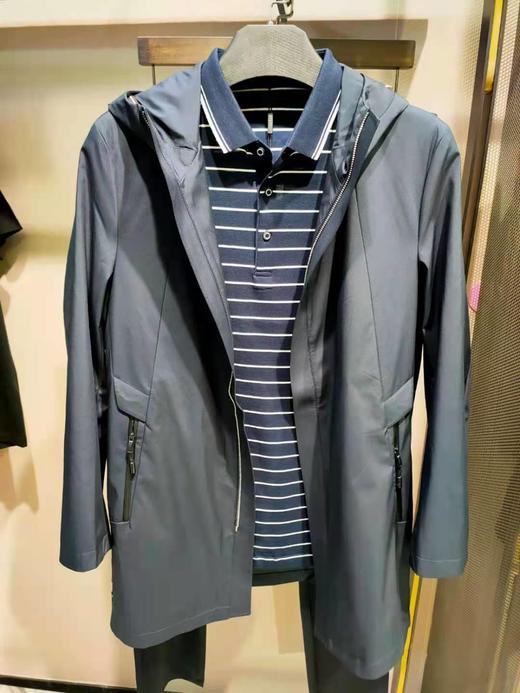 4F 休博派迪风衣 商品图1