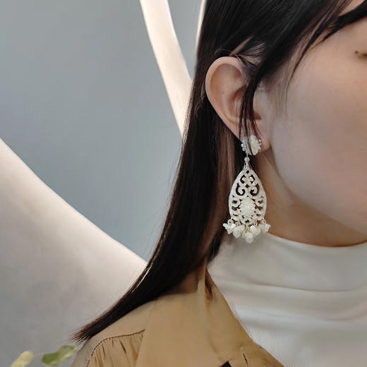 北京仓｜DUBLOS-Madreperla-珍贝白 耳环  [西班牙设计师] 商品图0