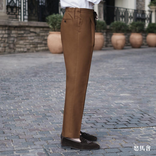 Huddersfield Quest Cottons 300克高克重高密度埃及棉棕色意式工艺裤装 商品图3