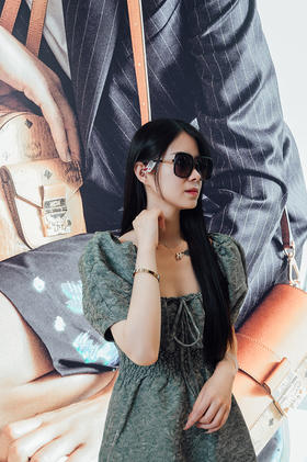 听说川久保玲墨镜大打折！冲鸭集美们！