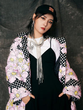 北京仓｜HÉLÈNE ZUBELDIA-Lady Gaga 同款-Single Récif 耳环（不对称）［法国设计师］