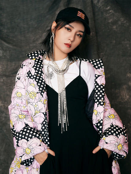 北京仓｜HÉLÈNE ZUBELDIA-Lady Gaga 同款-Single Récif 耳环（不对称）［法国设计师］ 商品图0