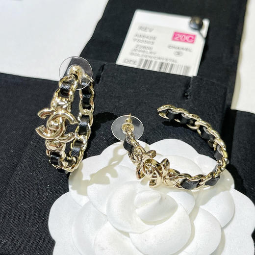 CHANEL香奈儿双c黑皮绳耳钉耳环 商品图4