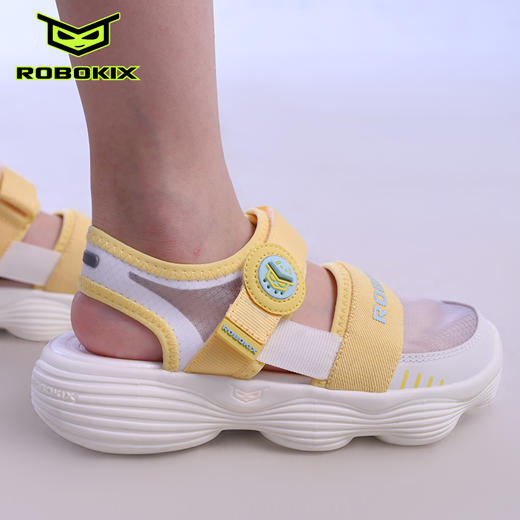 ROBOKIX童鞋软底男童女童凉鞋透气运动鞋小童闪灯鞋防滑 商品图1
