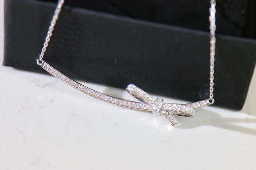 CHANEL香奈儿蝴蝶结满钻项链 商品图4