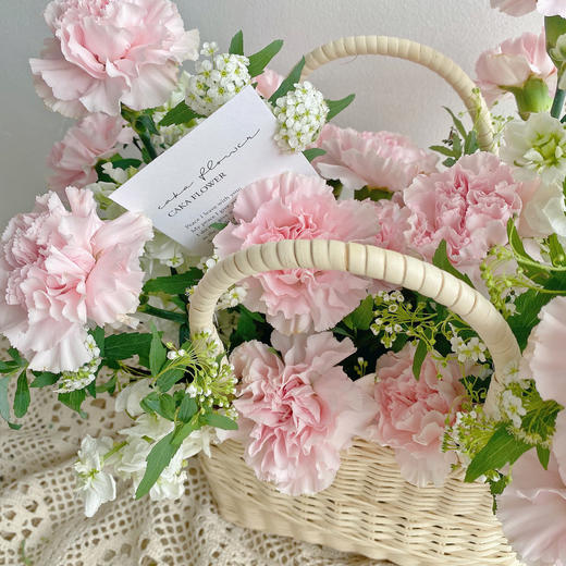 「温柔岁月」-康乃馨手提花篮 商品图3
