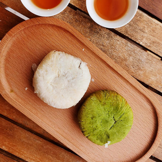 云南玫瑰鲜花饼 真正鲜花瓣做的馅料 一口吃出天然 低糖 花青素含量保留高 手工制作 现烤现发 香味浓郁 包邮|百里食 商品图1