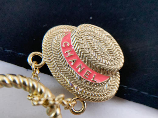 CHANEL香奈儿双c帽子包包胸针 商品图6