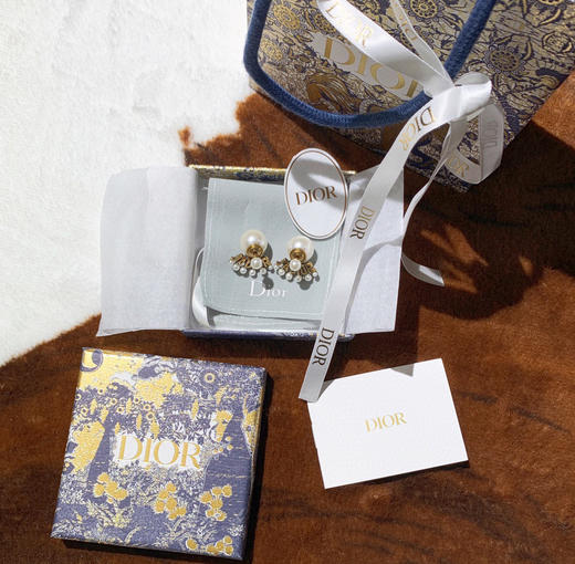 新款DIOR迪奥jadior珍珠耳钉耳环 商品图8