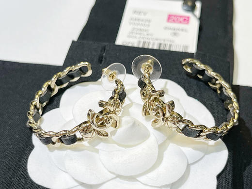 CHANEL香奈儿双c黑皮绳耳钉耳环 商品图5