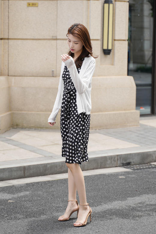 【热销】臣禾春夏【一衣三穿】宽松【百搭空调衫】防晒针织V领开衫外套S211010522【现货】 商品图5