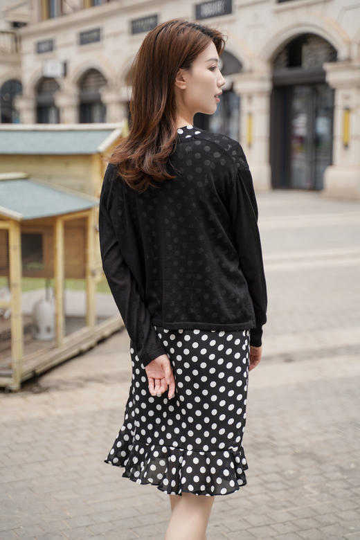 【热销】臣禾春夏【一衣三穿】宽松【百搭空调衫】防晒针织V领开衫外套S211010522【现货】 商品图6