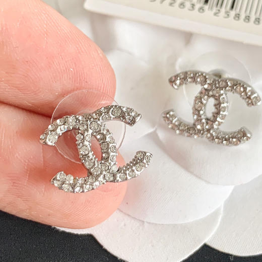 CHANEL香奈儿双c满钻耳钉耳环 商品图2
